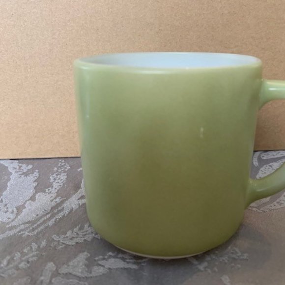 Federal Glass Mug, Milk Glass Golfer, Glassbake - Picture 2 of 6